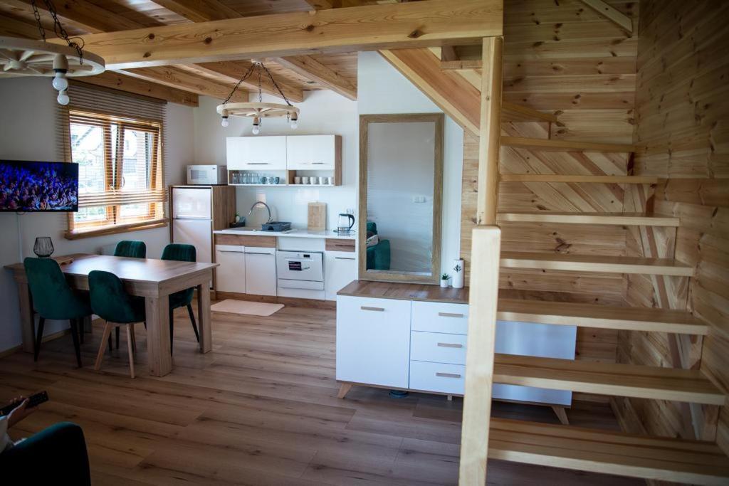Kalinowy Sad Domki Z Jacuzzi I Sauna Mikołajki Exterior foto